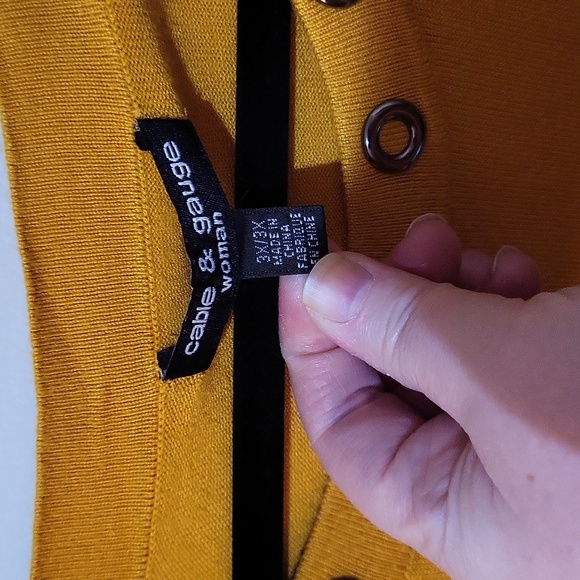 Cable & Gauge Ladies 3X Sweater - Picture 3 of 6